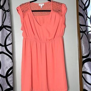 Liz Lange Maternity Coral Short Sleeve Dress sz M